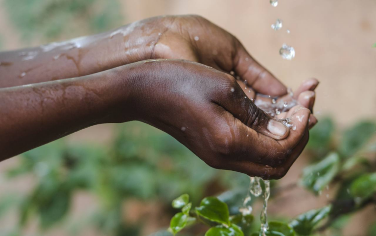 Abuja community where residents sleep at the stream to get drinking water